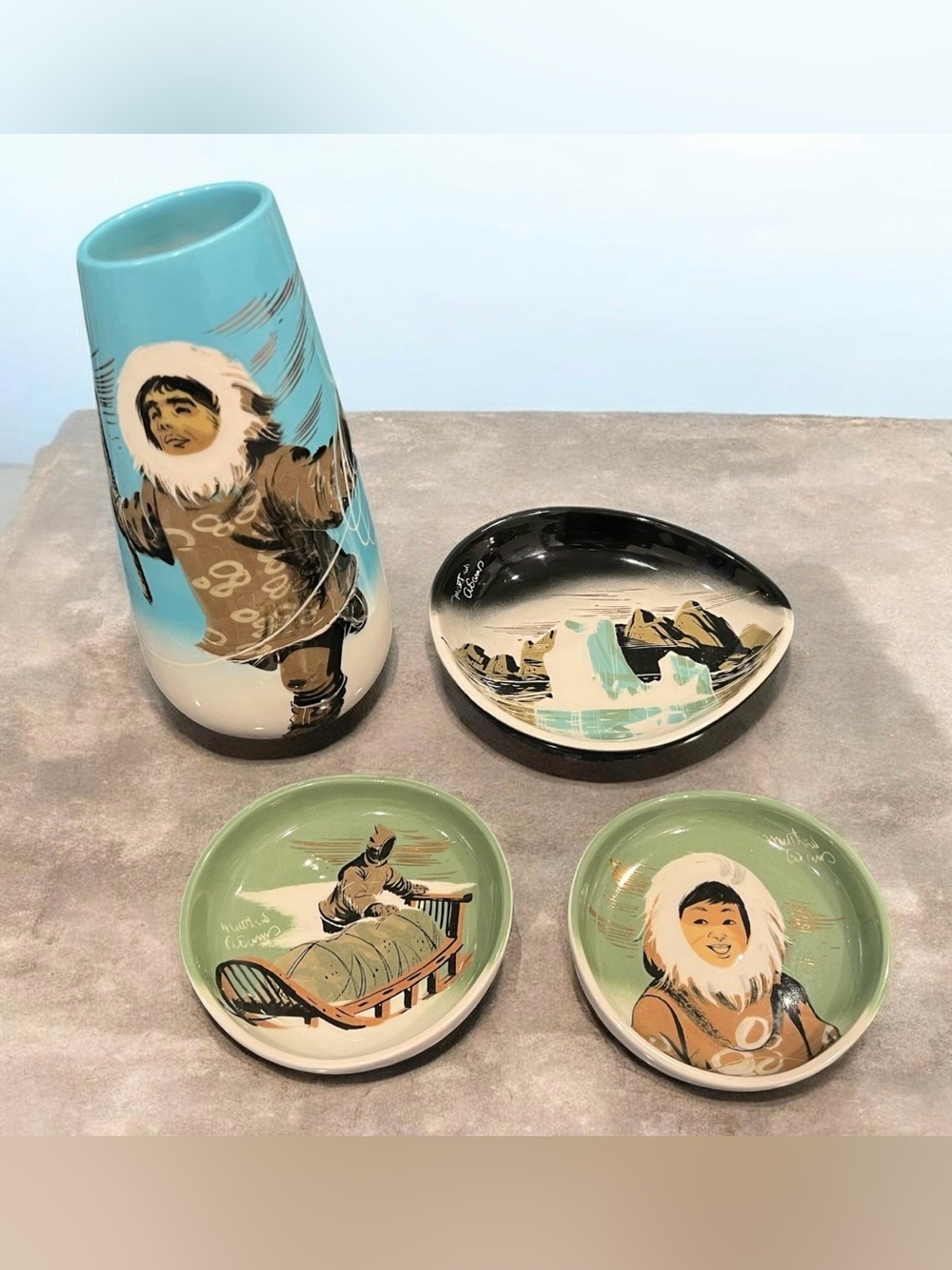 MCM 1950s/ 1960s Sascha Brastoff, Mathew Adams Alaskan Ceramic Collection.